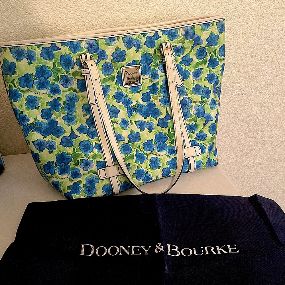 Dooney & Bourke Floral Tote
